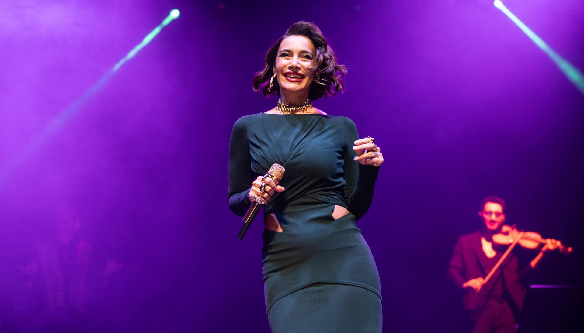 Sıla Avrupa’yı Salladı: “Rüyalar Güzeli” Fırtınası!