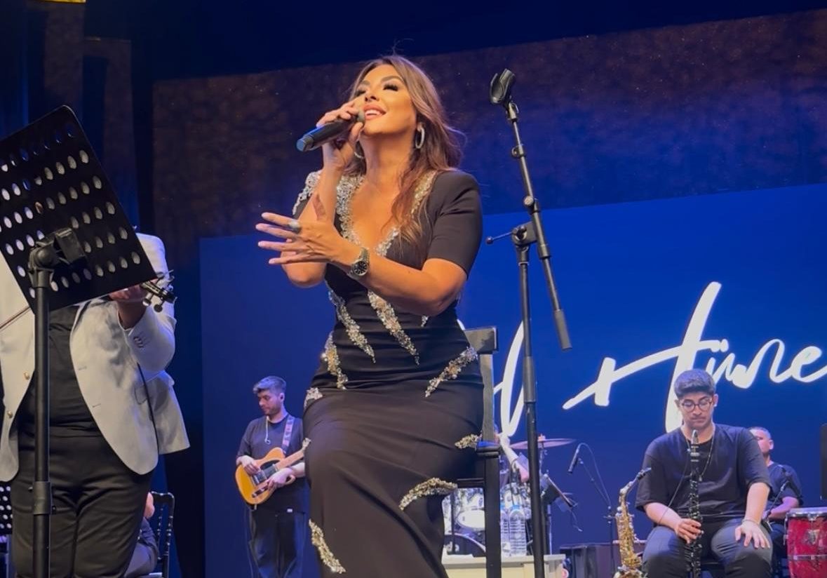 ANNE ACISINDAN SONRA İLK KONSERİNİ SAMSUN’DA VERDİ