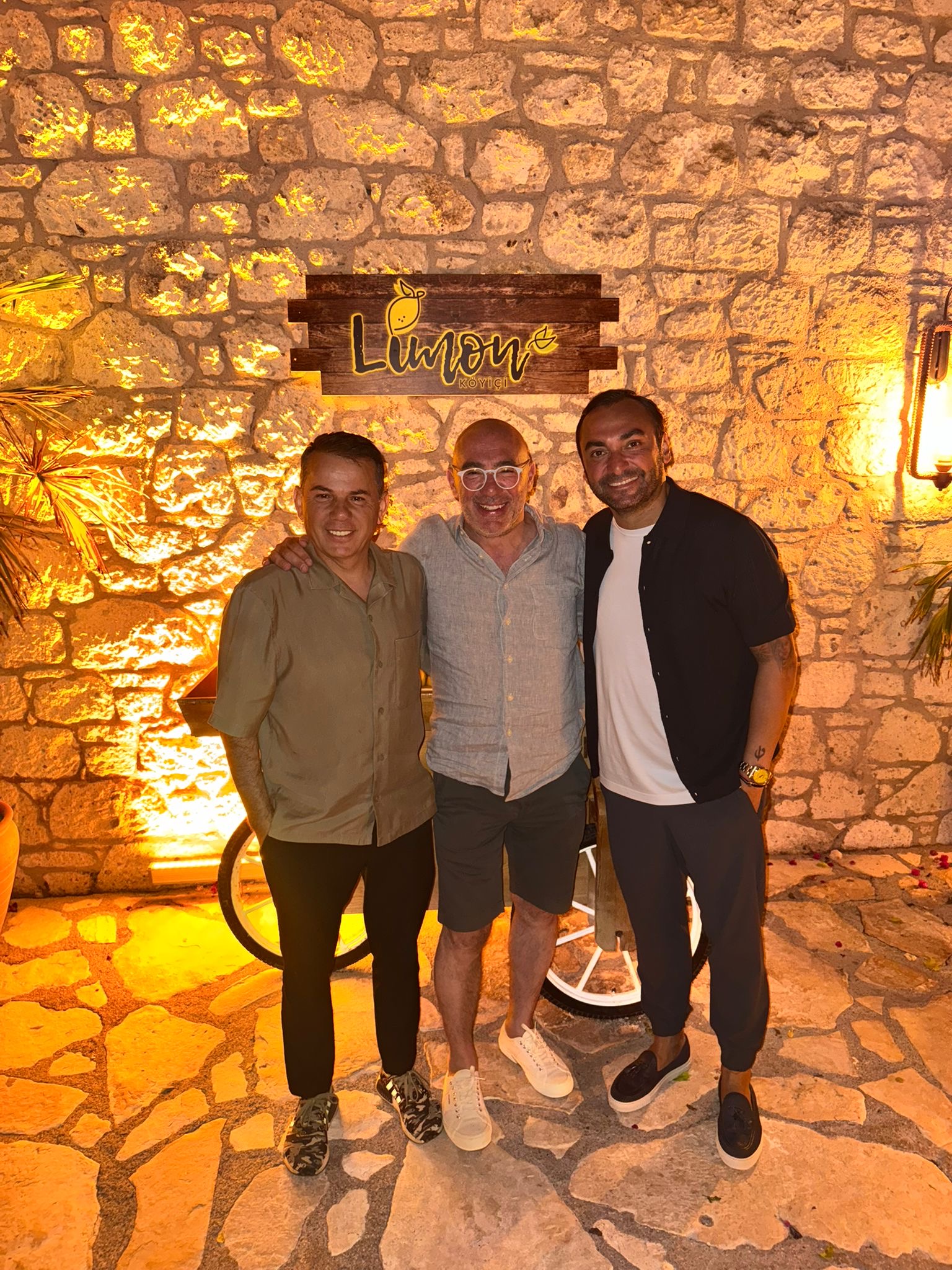 GASTRONOMİ VE SOHBET DOLU GECE