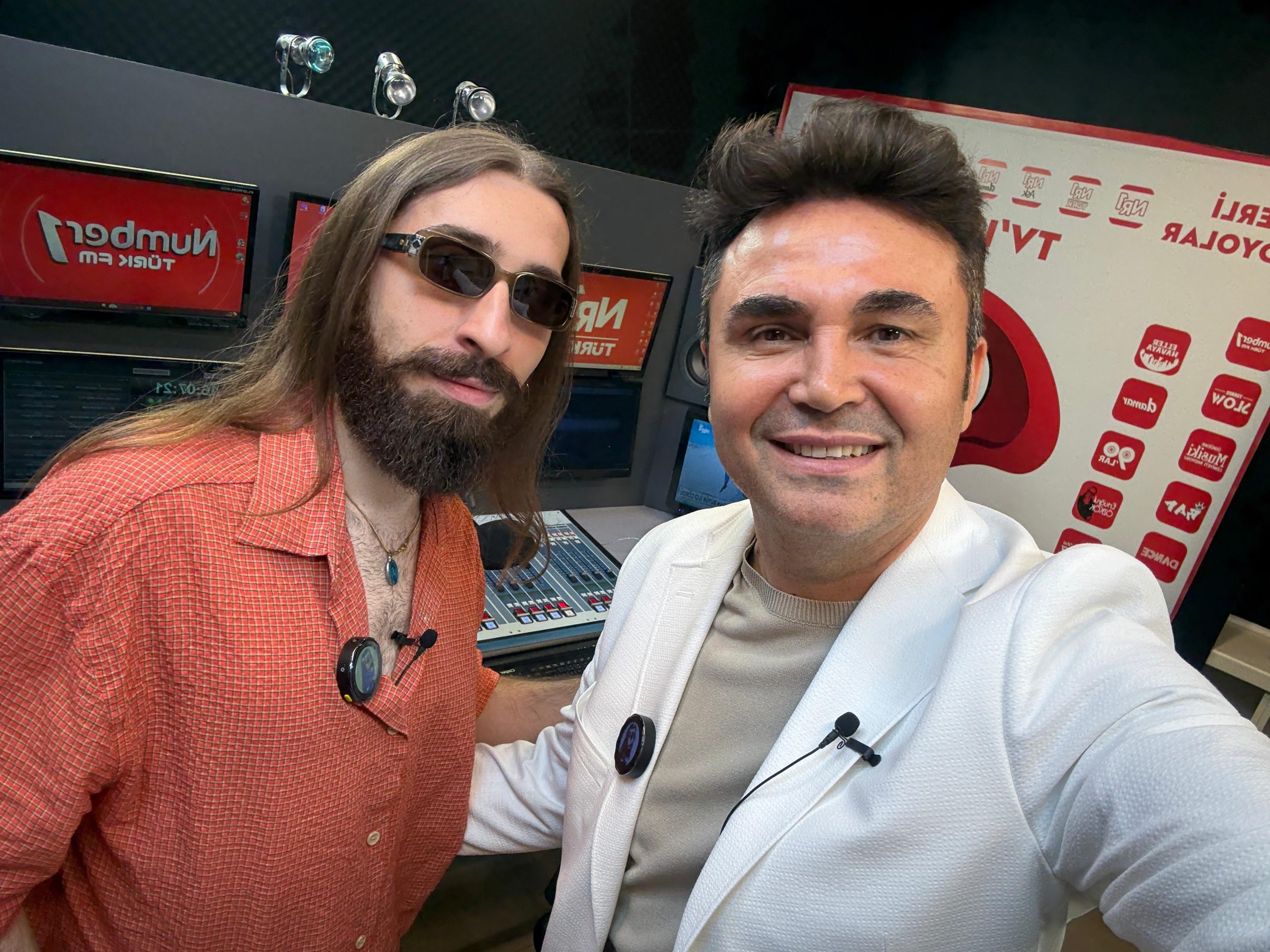 NumberOne Star programının konuğu ünlü Sanatçı ‘Emre Fel’di.