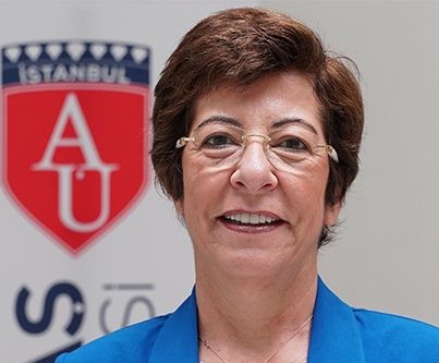 “Eczacılık sadece bilgi değil, değer üreten bir meslek olmalı”