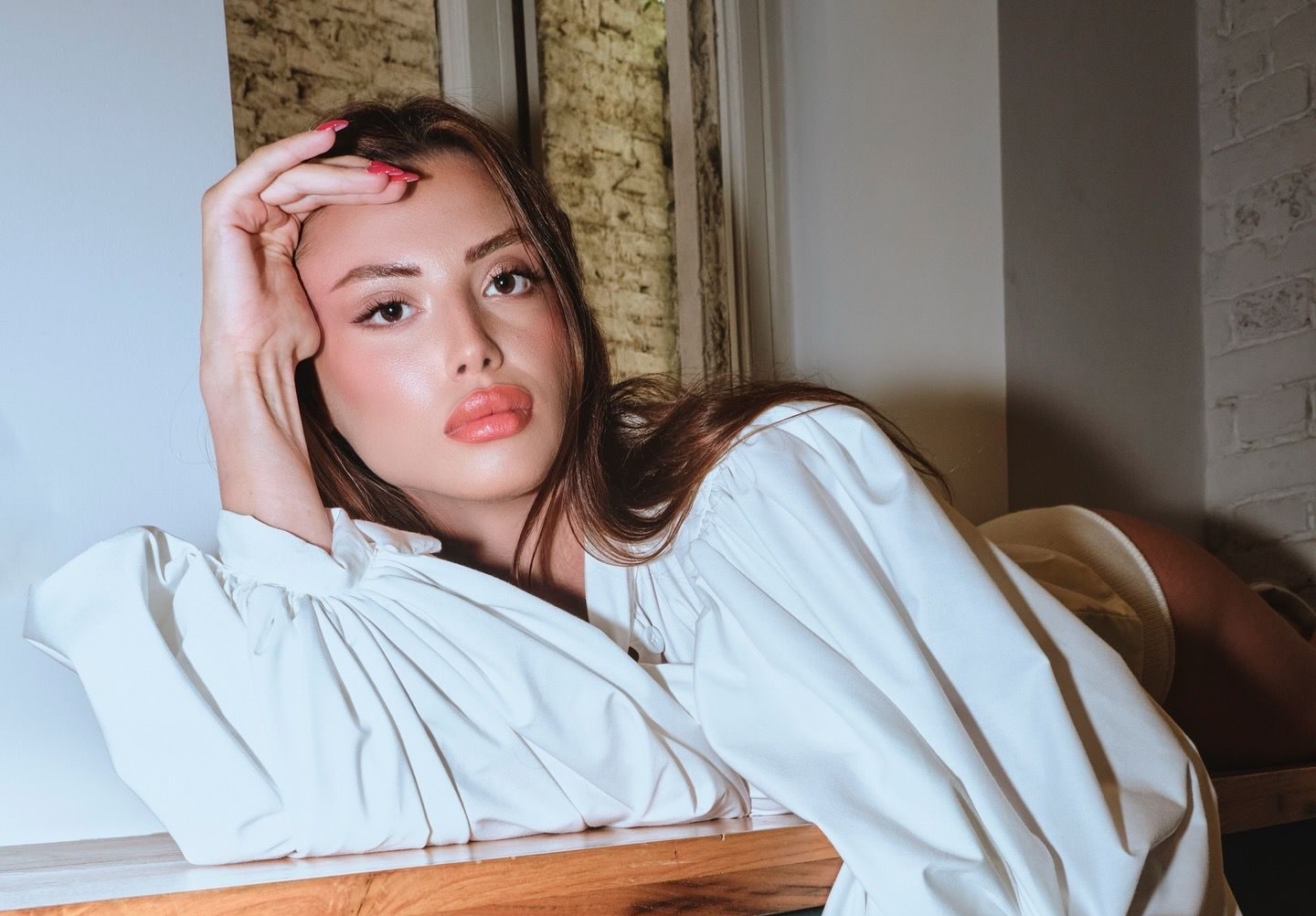 Başak Al’dan Paris Moda Okulu İçin pozlar geldi!