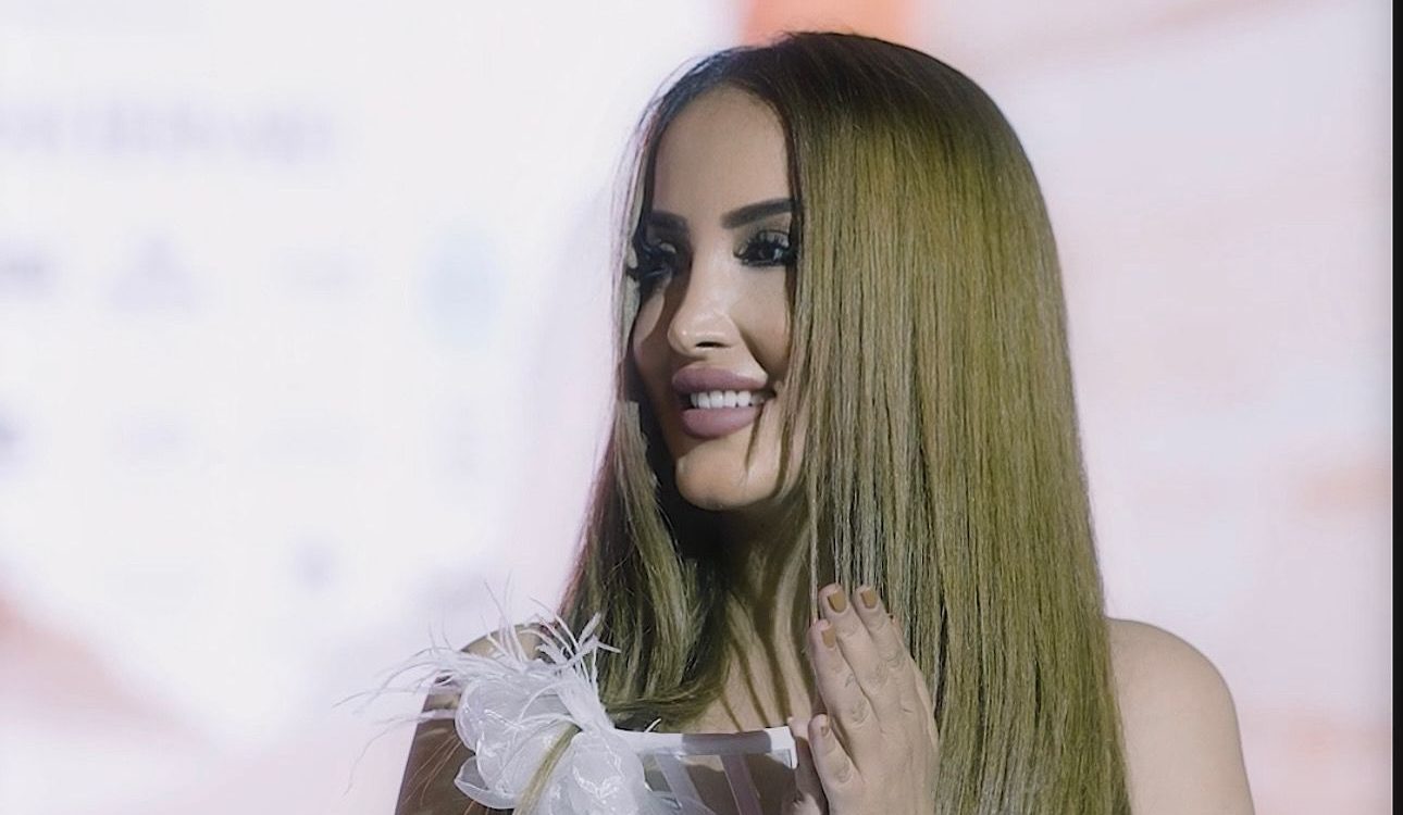 Moda Günlüğü: Gözde İşbilir’den Samruq Fashion Week’te Büyüleyici Çıkış