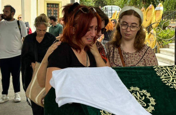 Münir Özkul’un Eşi Umman Özkul Hayata Veda Etti