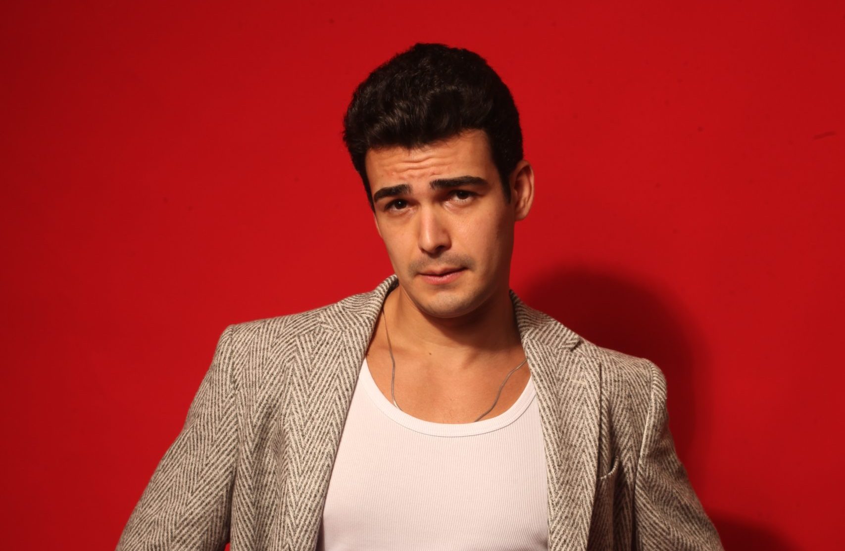 Genç Oyuncu ve Model Berk Efiloğlu: “Bu Sene Setlerde ve Ekranlarda Olacağım”
