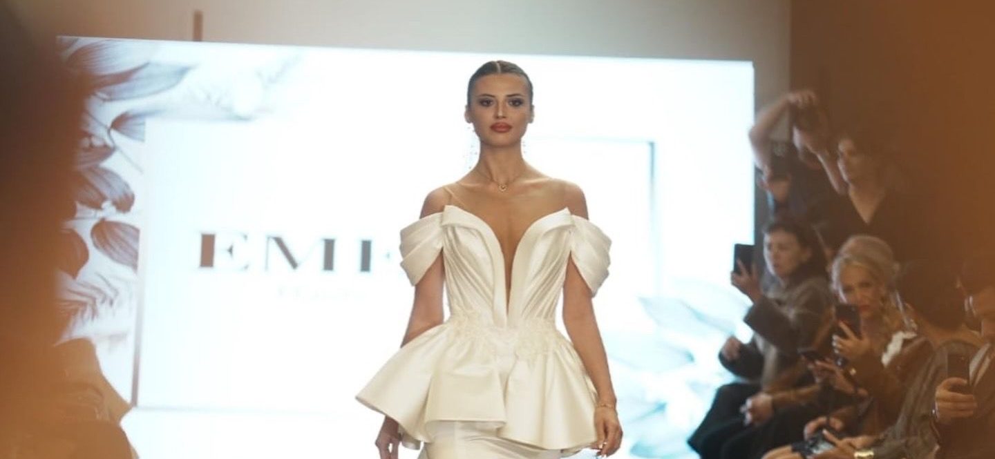 Başak Al, 8. Bursa Week Defilesinde Güzelliği ve Tarzıyla Dikkatleri Üzerine Topladı