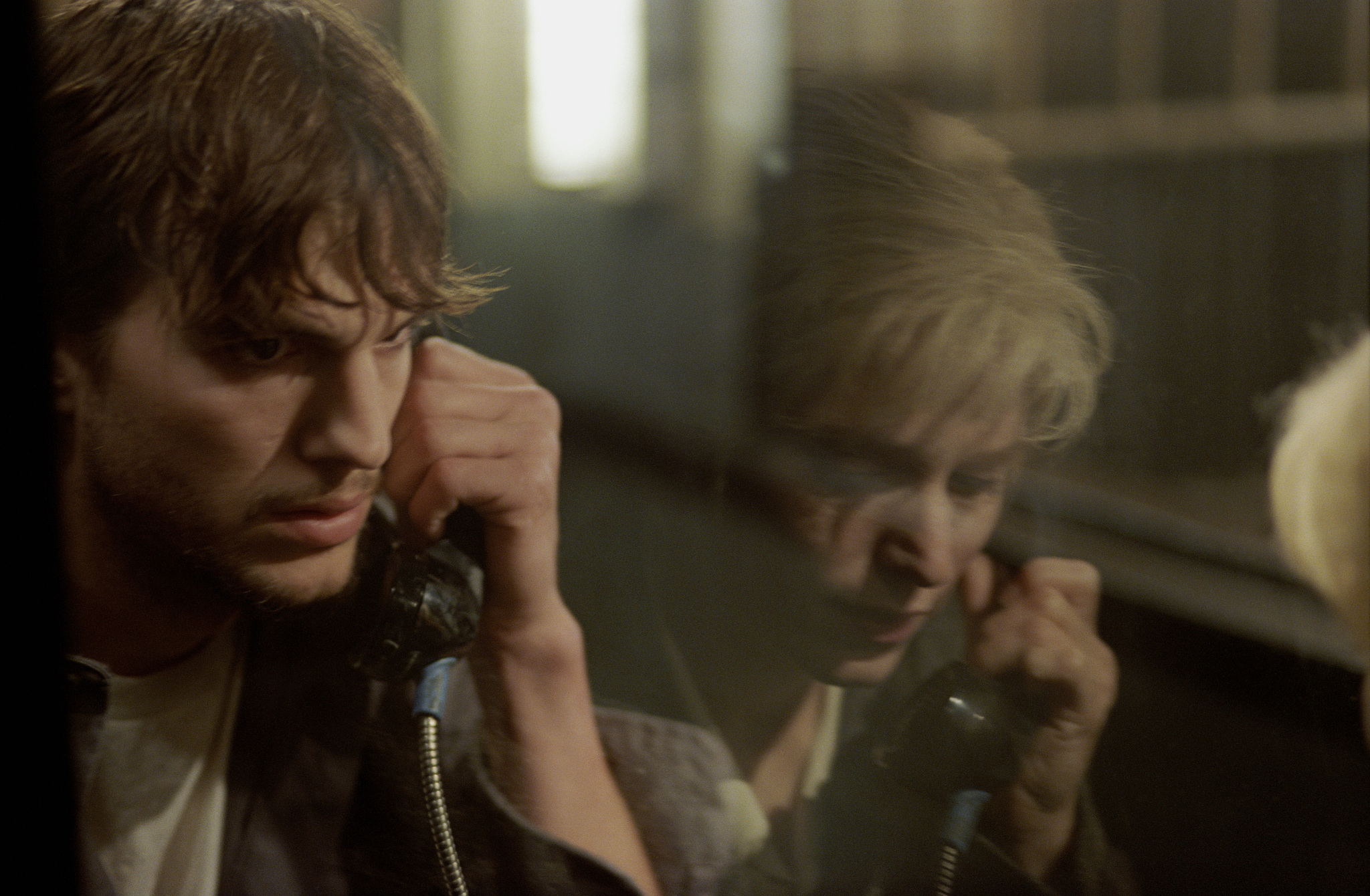 Burak Akan’ın Kaleminden: Zamanın Yankıları – Kelebek Etkisi ve Varoluşun Çıkmazı