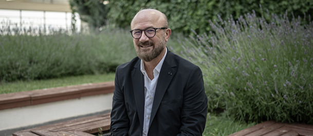 Küresel Tekstilin Sessiz Gücü: Özcan Sümer’in İlham Veren Başarı Yolculuğu