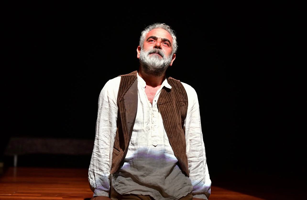 Tiyatro Gününde Sahnede