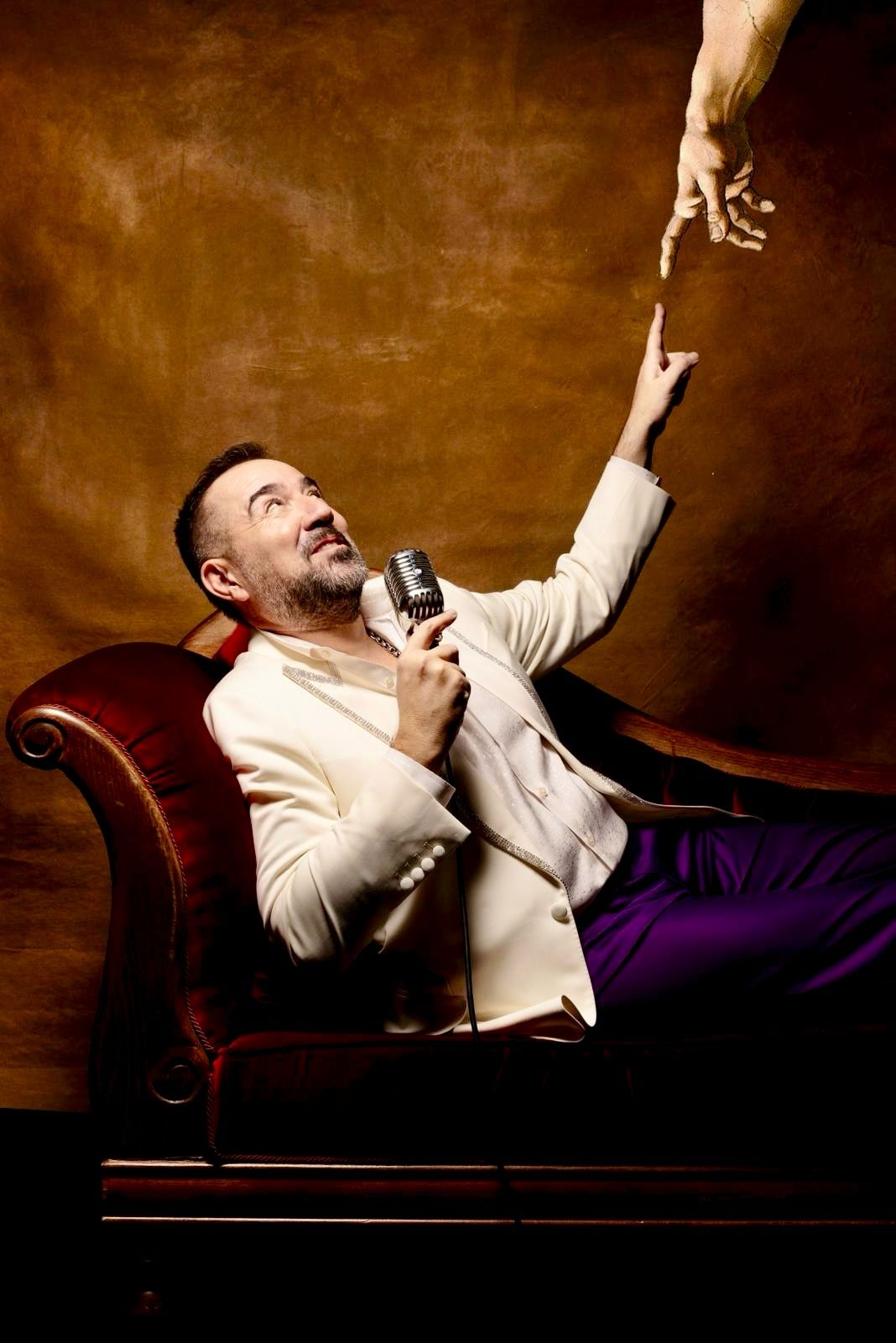 Ata Demirer Kimdir? Ata Demirer’in Hayatı ve Kariyeri