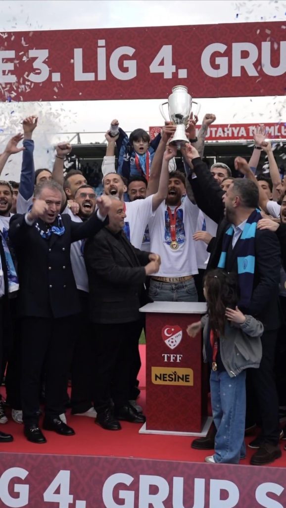 Kütahyaspor 2.Lig'e yükseldi