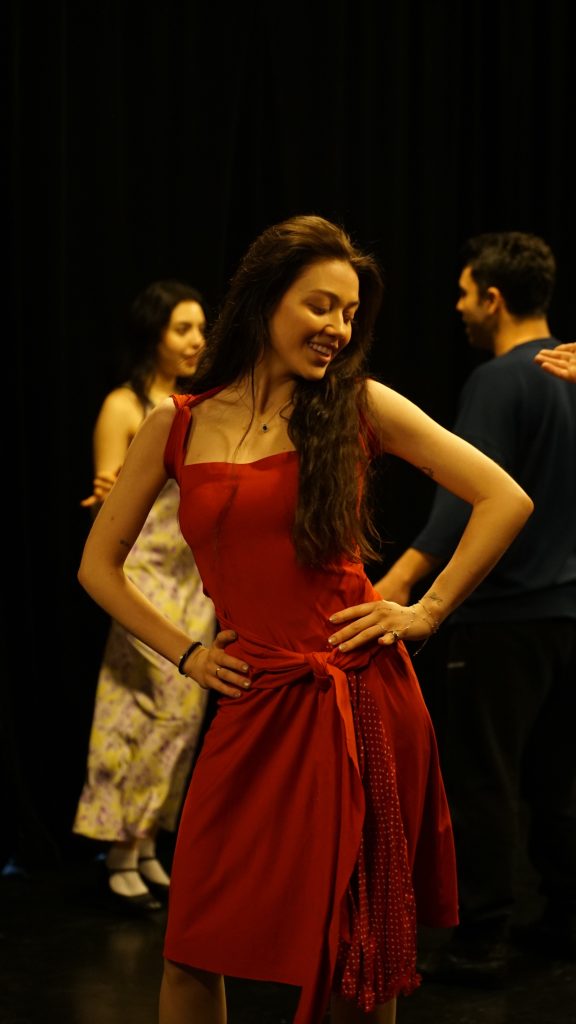 FOSFORLU CEVRİYE MÜZİKALİ