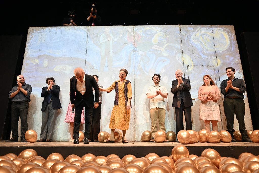 Cane Alkaya - Burak Dakak - Hazal Subaşı - Demet Akbağ - Salih Bademci - Nebi Tolga Yıldız - Sevda Baş - Ömür Güneş - Barkın Sarp