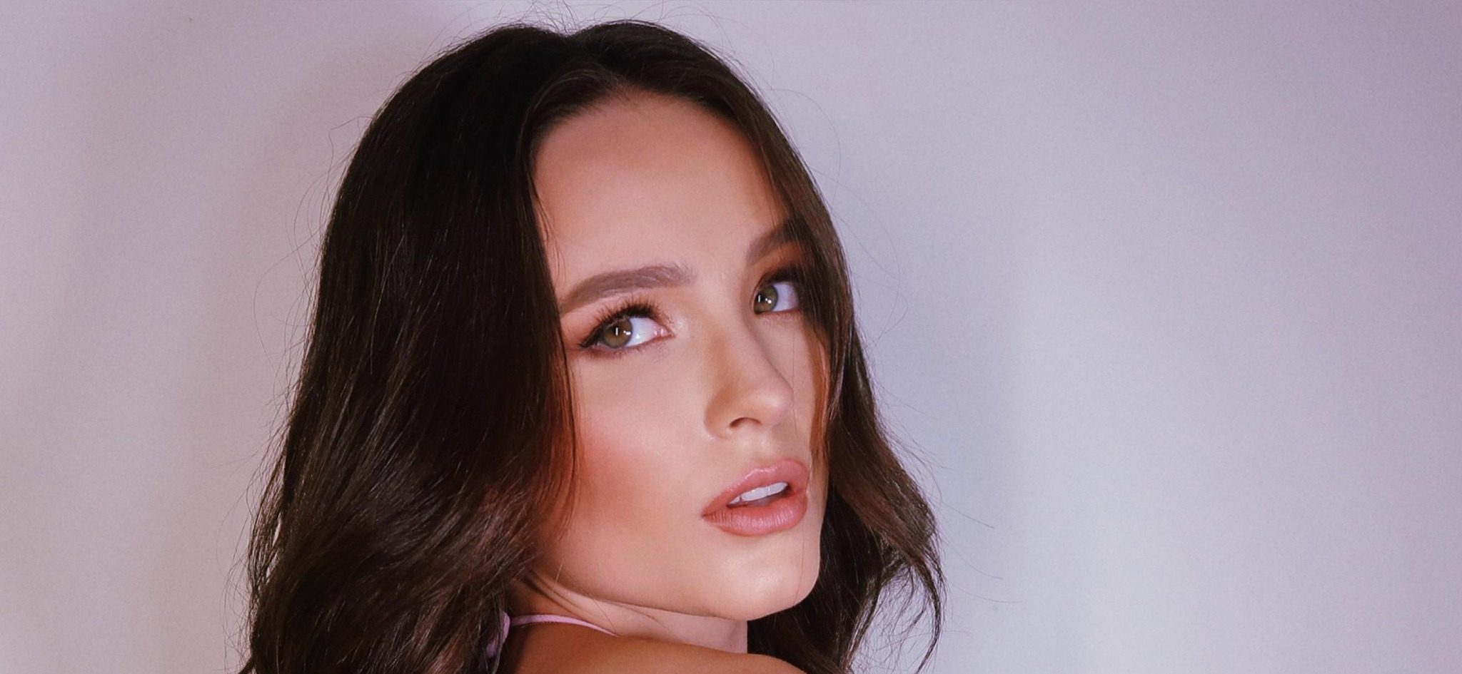 Larissa Manoela Kimdir? Kaç Yaşında, Nereli? Larissa Manoela’nın Hayatı