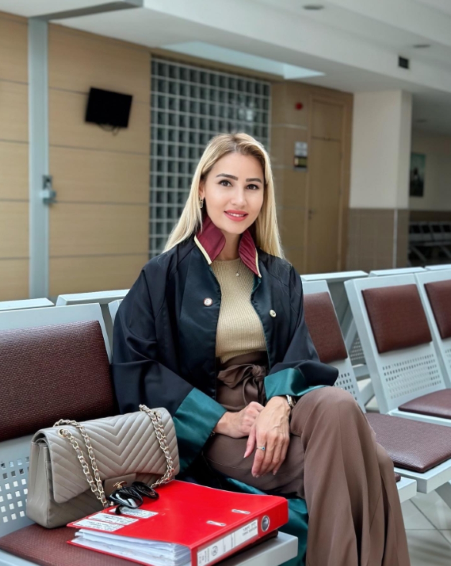 Av. Begüm Gürel Kaleminden Dijital Linç Çağında Hukukun Sessizliği