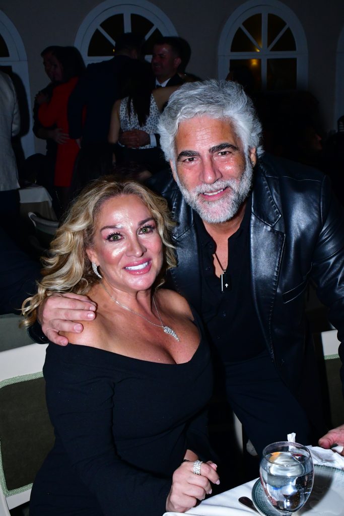 ZORBA TAVERNA’DA FEDON FIRTINASI