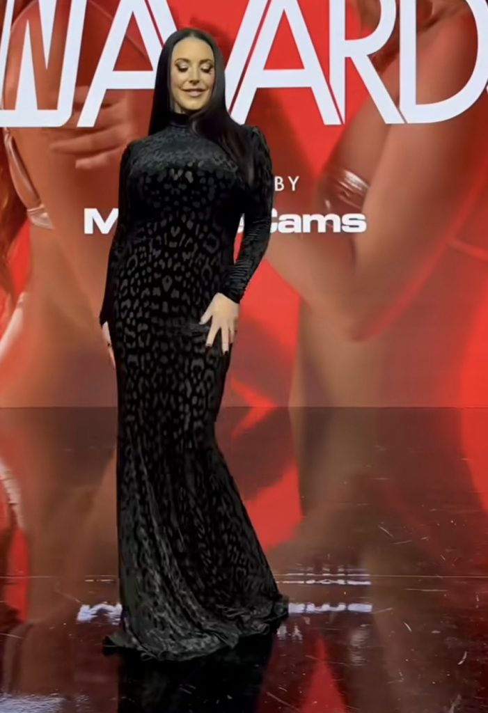 Angela White Nereli?
