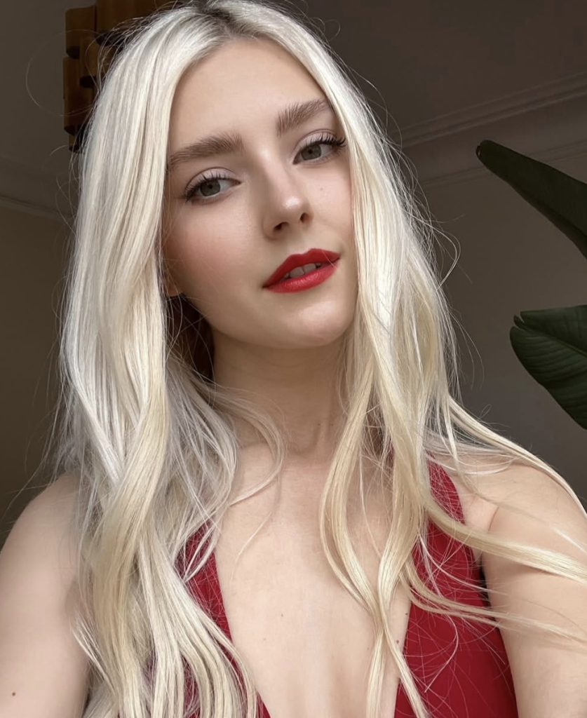 Eva Elfie