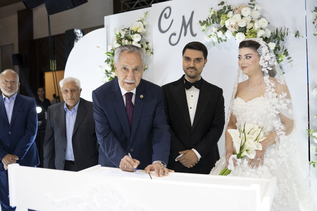 Altay Alanya’yı Coşturdu