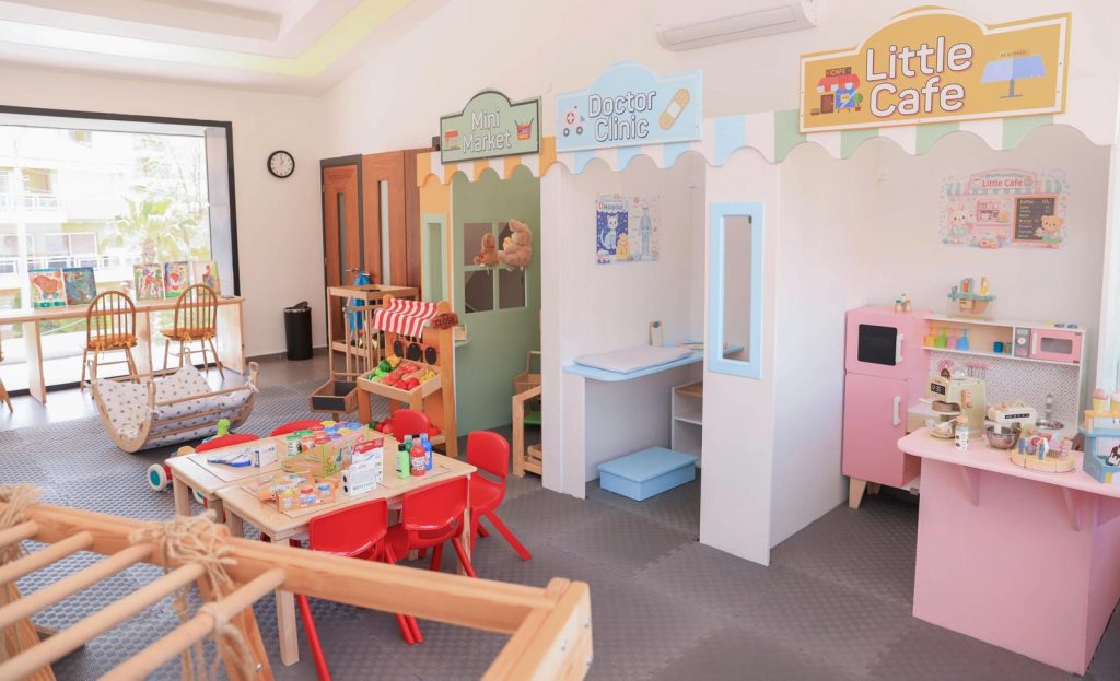 Kuşadası Marina’da yeni bir buluşma noktası: Bloom and Play
