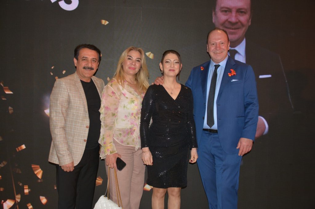 Lütfü Sapmaz’a Görkemli Doğum Günü Kutlaması